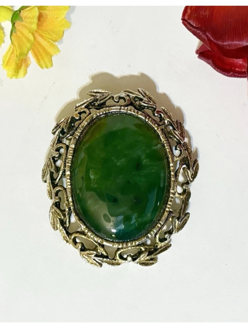 Large Oval Nephrite Jade Green Cabochon Pin Brooch Pendant Ornate Filigree Frame